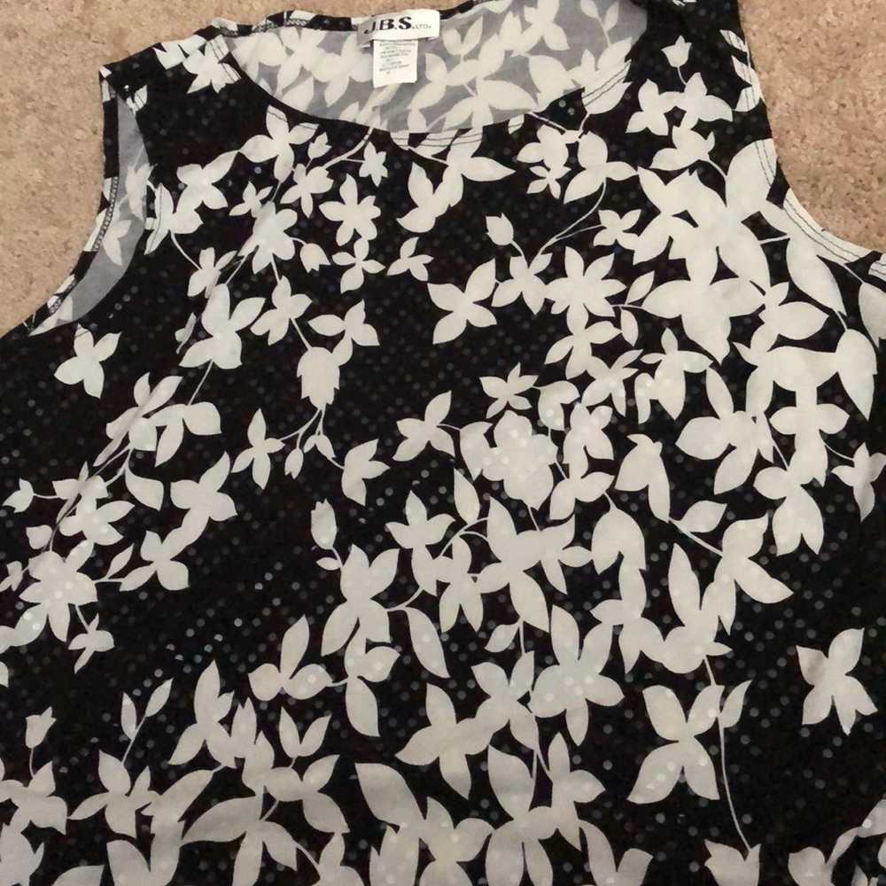 sleeveless top black/white flowers